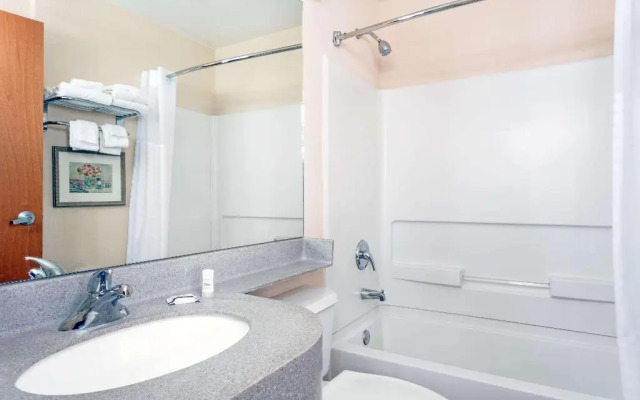 Microtel Inn & Suites by Wyndham of Houma