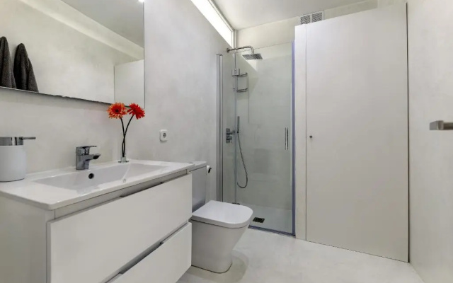 Beachfront apartment in Alcudia beach CB 3