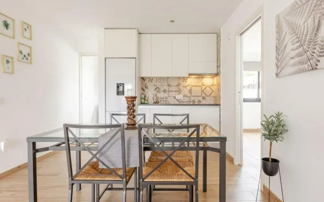 Apartamento en complejo residencial con piscina