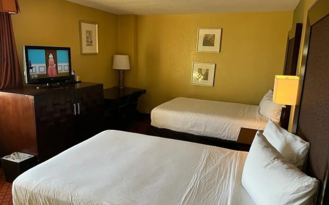 Quality Inn South Hutchinson