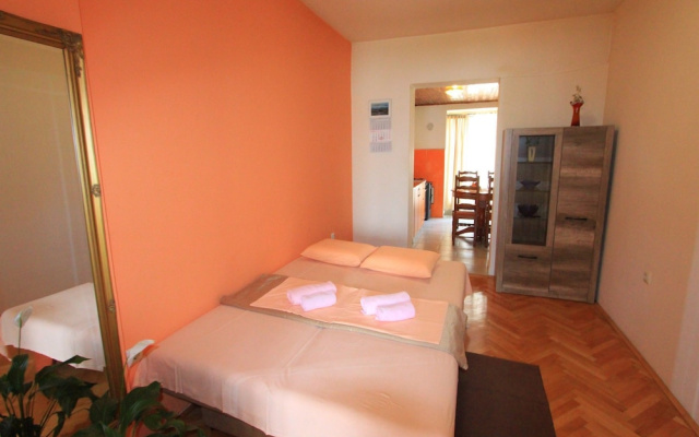 Apartment Tamarut