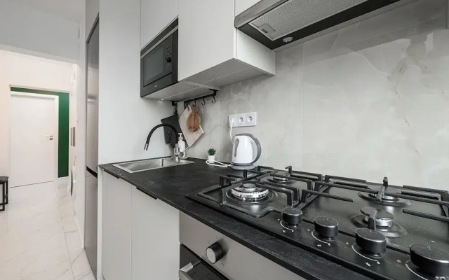 Lumina 3-room apartment with balcony