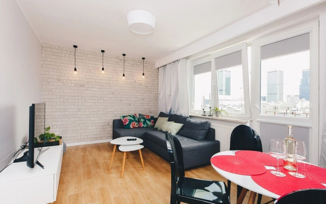oompH Warsaw Downtown Apartments