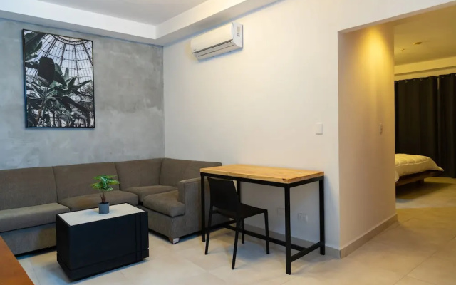 MARINN Tropical Vibes Hotel