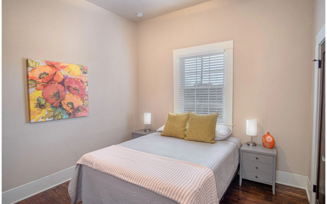 Beautiful Craftmans 4BR/2,5BA Home Near Downtown