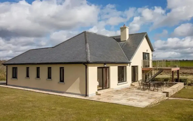 Waterford Villa 5 Bed Beach Retreat
