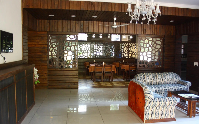 Hotel Moksha