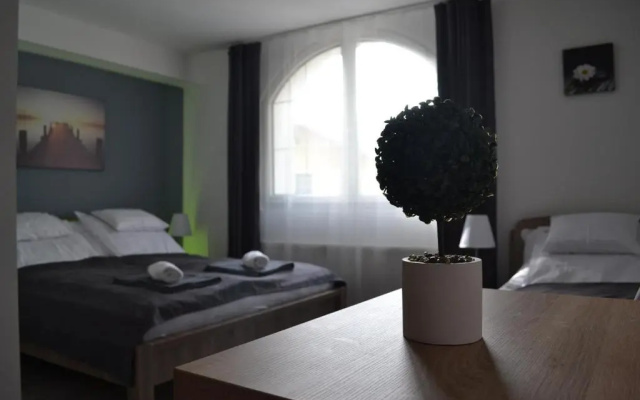 Főnix Design Rooms