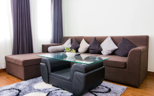 KT Apartment