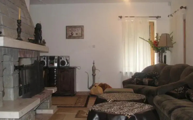 Elitza Villa