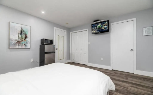 Shell on the Beach 105 - RENOVATED