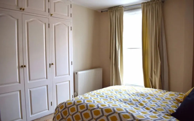 Rees Street II by Onefinestay