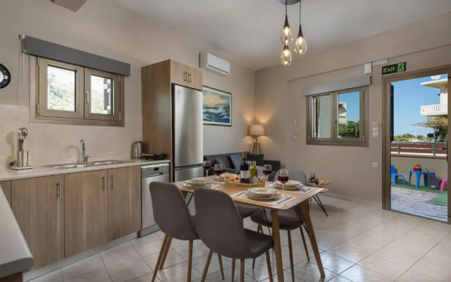 Brand-New stylish Flat w. Parking