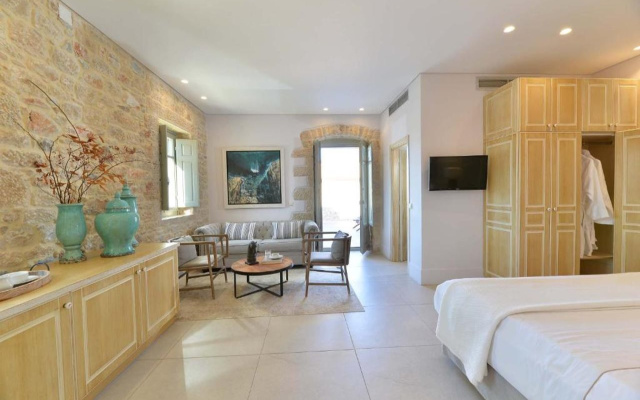 Akrolithi Boutique Hotel