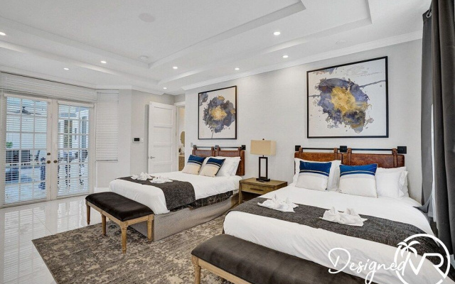 Luxurious 8BR Family Estate with Pool