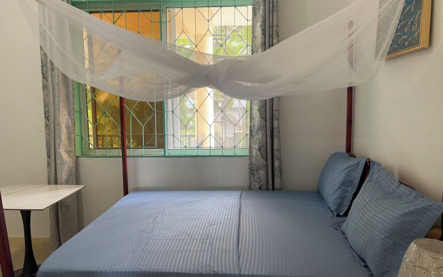 Mango Beach Hotel