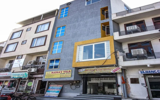 OYO 14891 Madhav Villa