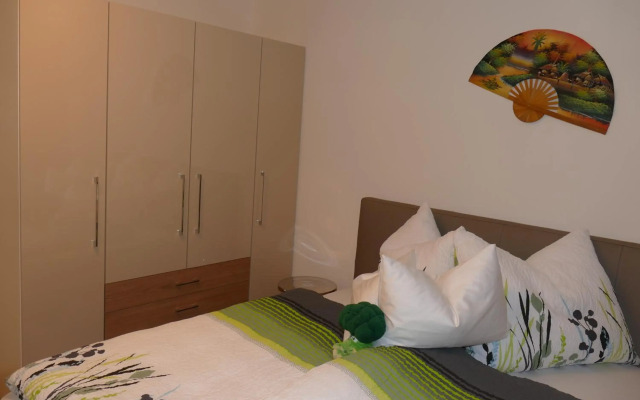 Chads City Apartment mit Tiefgarage free parking