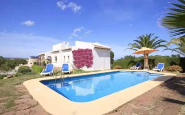 Villa Home Lavinya