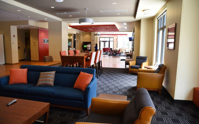 TownePlace Suites Lawrence Downtown