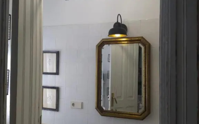 Piso Iwvaxi, gallery house. Ourense.