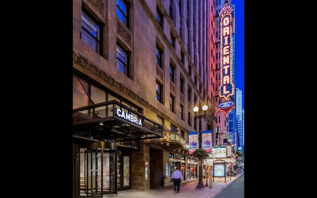 Отель Cambria Hotel Chicago Loop - Theatre District США, Чикаго - отзывы, цены и фото номеров - забронировать отель Cambria Hotel Chicago Loop - Theatre District онлайн вид на фасад