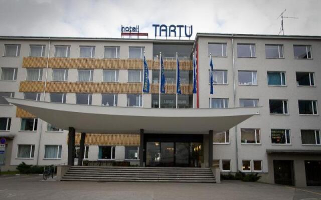 Tartu Hotel вид на фасад