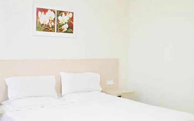 Red Sun Bussiness Hotel