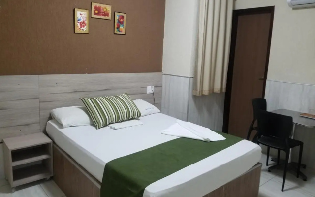 Hotel Uzi Mar