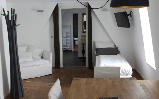 Premium Suite 105