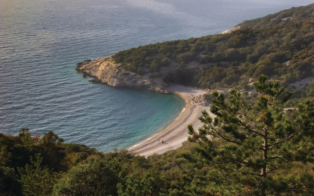 Nice Apartment in Cres With 2 Bedrooms and Wifi