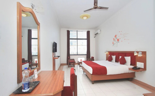 OYO 10632 Hotel Brigade Royal