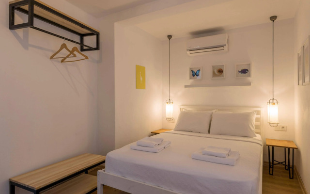 Daphnis Hotel