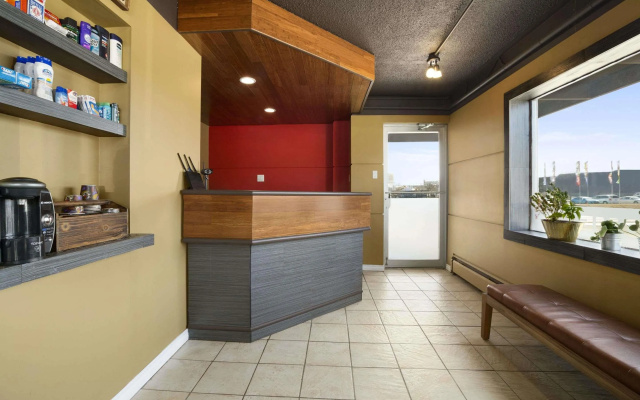 Knights Inn Edmonton