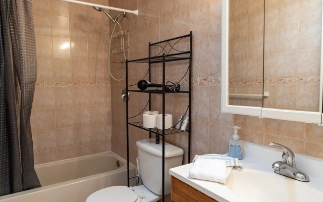 Cozy 2-bedroom in East Palo Alto