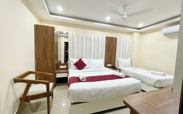 Hotel SRK - near Temple