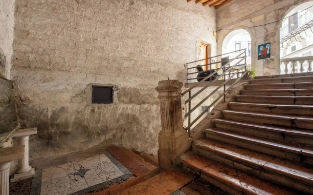 Vittorio Emanuele apartment with terrace