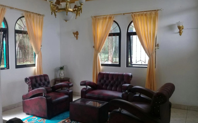 Villa Kota Bunga Vinca