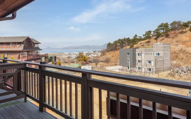 Daecheon Ocean Forest Pension