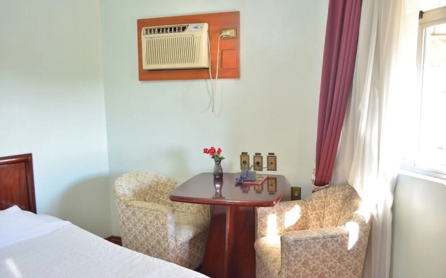 Castelar Novo Hotel