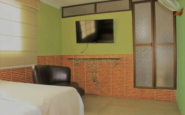 Hotel Palomares Del Sur