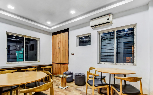 Hotel O MB International