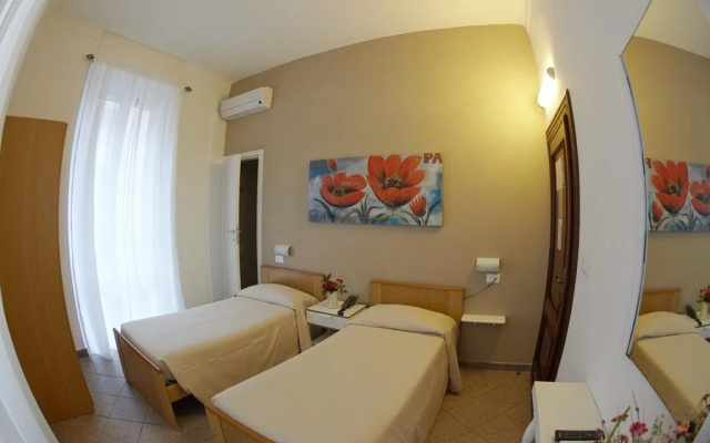 Hotel Lydia