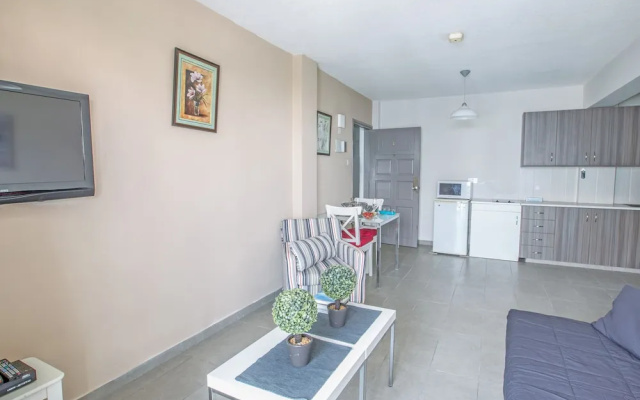 Ayia Napa Holiday Apartment So4