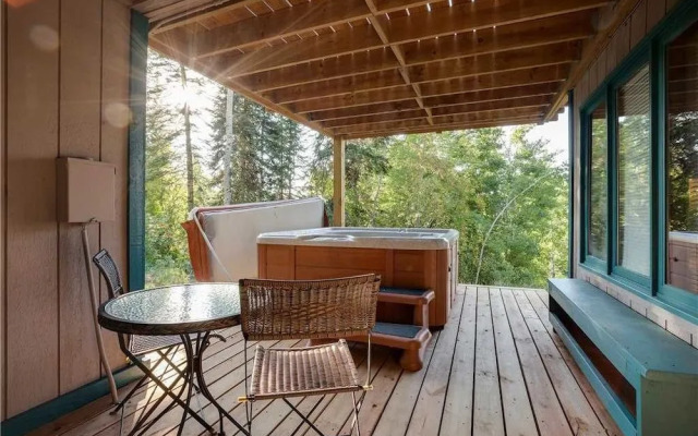 Ski Trail Chalet