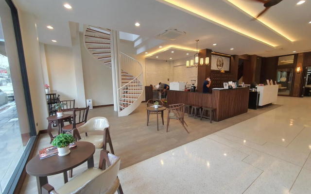 Old Thai Heng Hotel