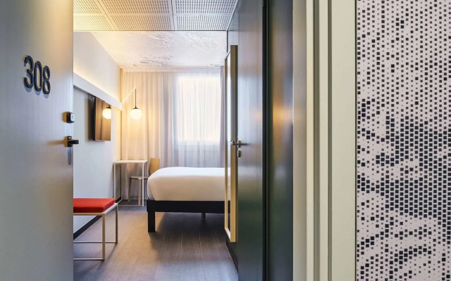 Ibis Montlhery Paris Sud