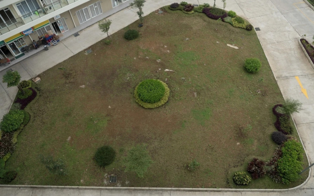 Studio Gateway Pasteur Apartment near Pasteur Exit Toll By Travelio