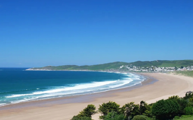 Romantic Holiday Home in Croyde near Beach