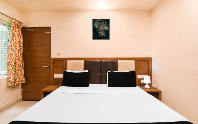 Capital O 86823 Hotel Subhadarsan
